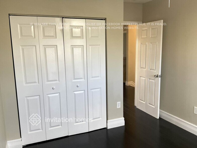 Building Photo - 14137 SW 166th Terrace