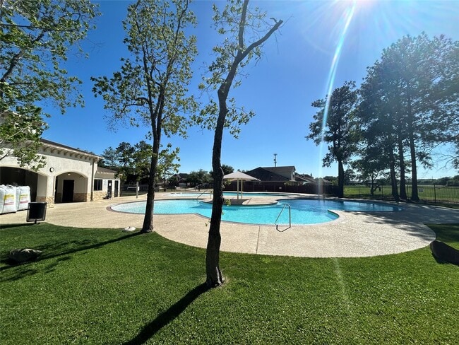 Building Photo - 14027 Blackfoot Trail Run