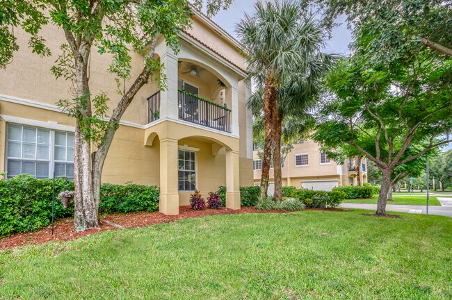Building Photo - 1403 W Wickham Cir