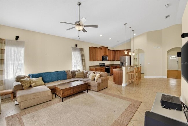 Building Photo - 6510 S Himes Ave