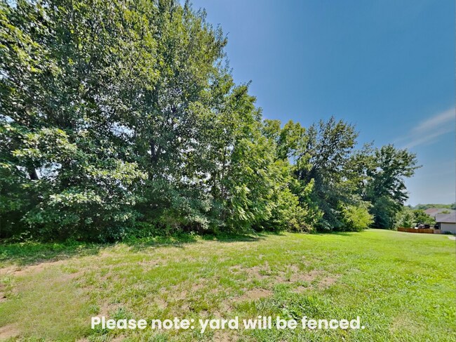 Building Photo - 120 N Peach Brook