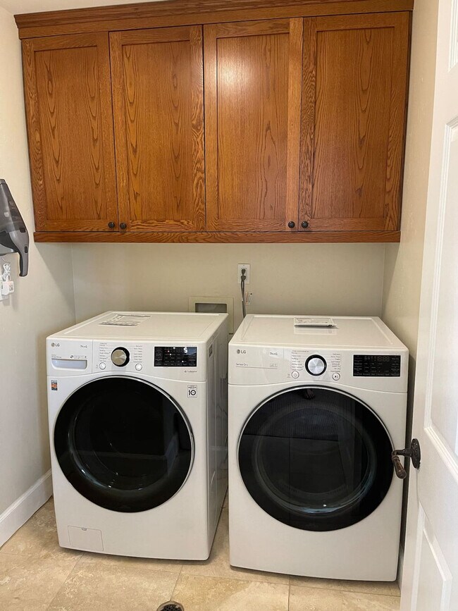 Building Photo - 7211 Eads Ave