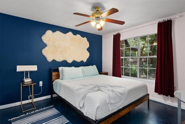 Building Photo - 1407 Sanchez St