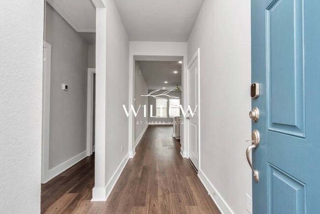 Building Photo - Spacious 4-Bedroom Home – 6 Weeks FREE Rent!