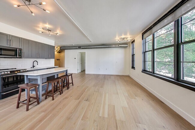 Building Photo - 2125 14th St NW