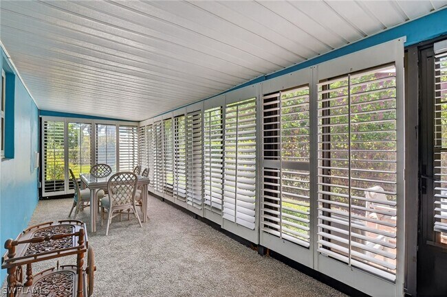 Building Photo - 1189 6th Ln N