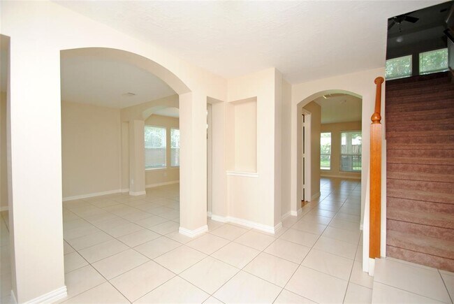 Building Photo - 17110 Fairway Glen Ct