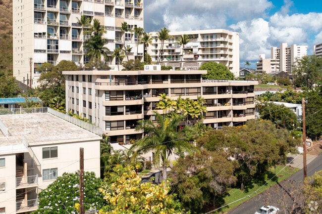 Building Photo - Iolani Palms