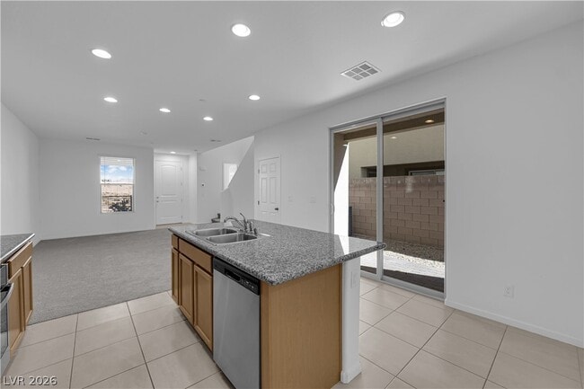 Building Photo - 11680 Hamilton Lk Ave