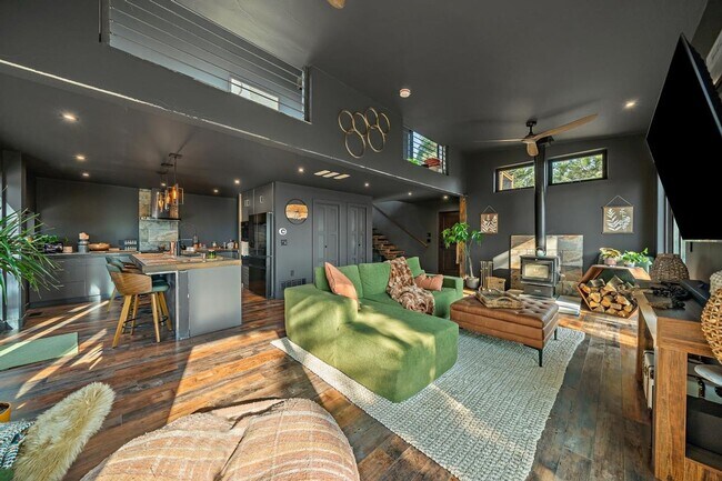 Building Photo - Charming 1BR House in Bailey