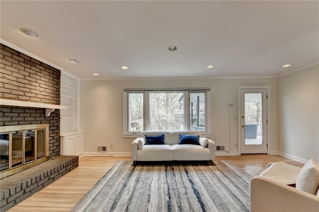 Building Photo - 3914 Granger Dr