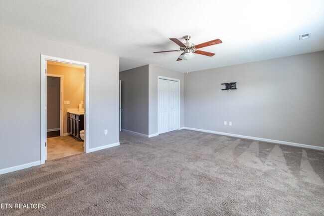 Building Photo - 5804 Rain Cloud Rd