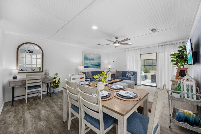 Building Photo - All Inclusive Seasonal Rental Available Oc...