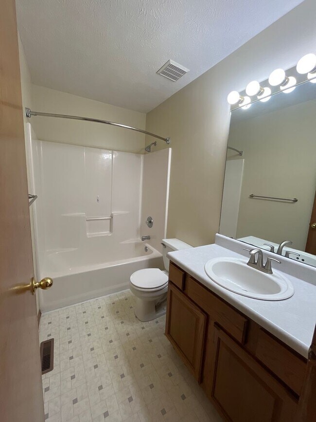 Building Photo - Remarkable Value. Unbeatable Location.