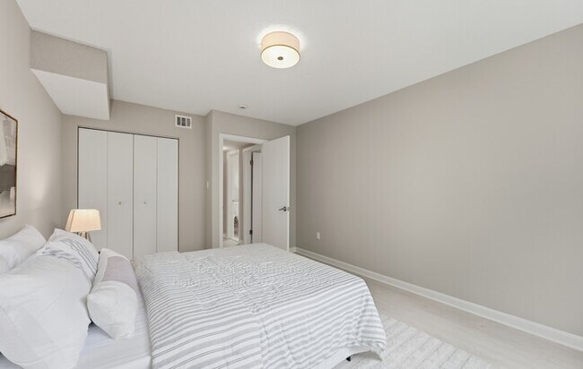 Building Photo - 3829 Hamilton St