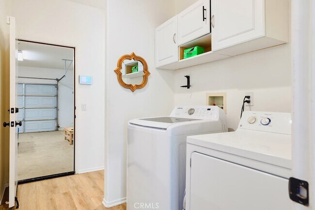 Building Photo - 43540 Brahea Ct