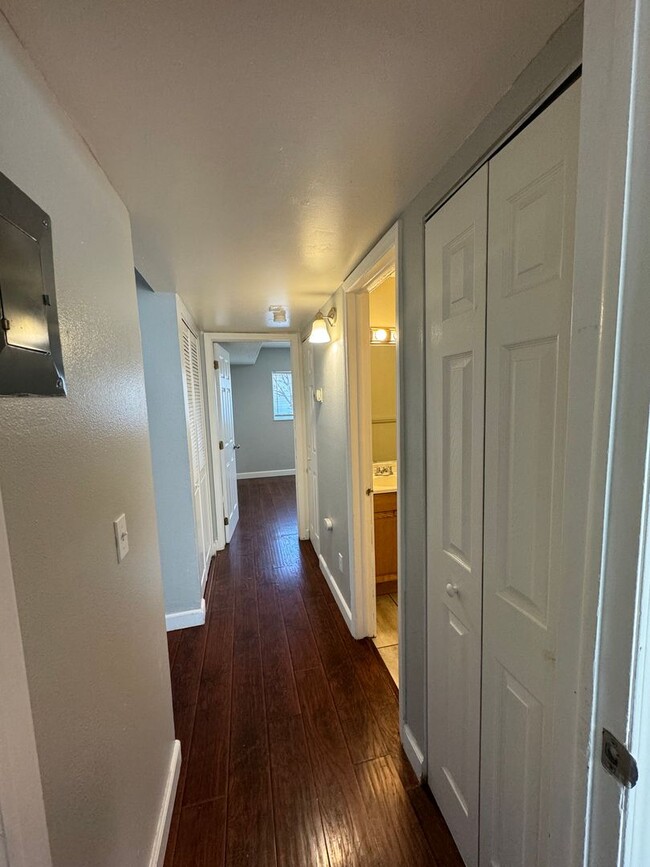 Building Photo - First Floor Two Bedroom W/Private Fenced i...