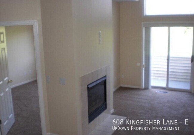 Building Photo - 608 Kingfisher Ln
