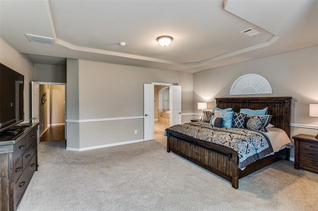 Building Photo - 3032 Larreta