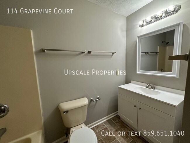 Building Photo - 114 Grapevine Ct