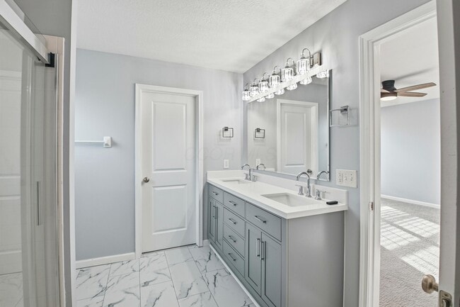 Building Photo - 601 Clark Ave