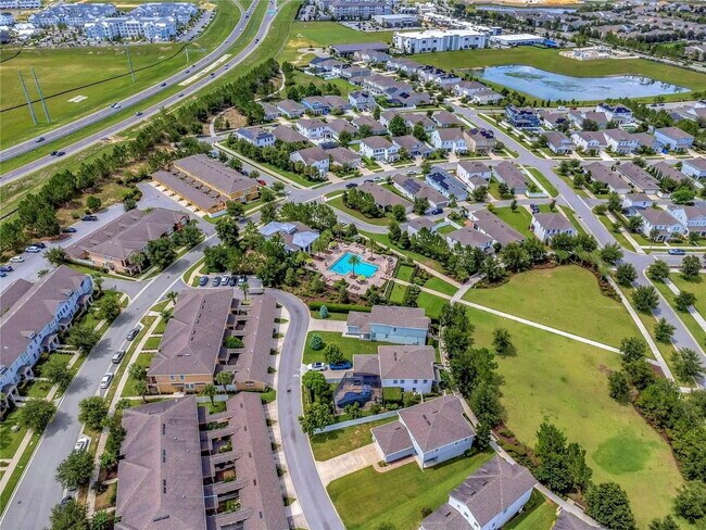 Building Photo - Stunning Fully Furnished 4 Bed Home with Resort-Style Community Amenities
