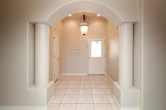 Building Photo - 430 Northstar Dr