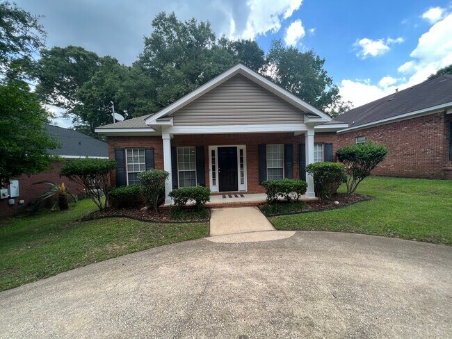 Primary Photo - 1013 Dickenson Ave