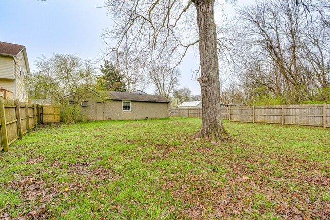 Building Photo - Two Bedroom Home For Rent