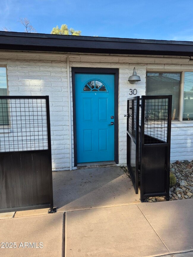 Building Photo - 3445 N 36th St