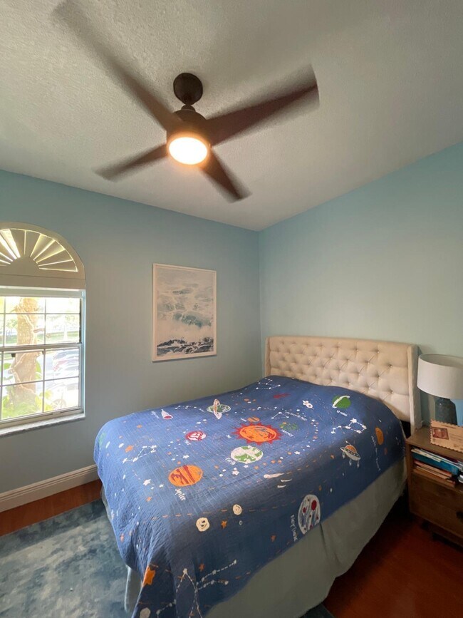 Building Photo - 209 Cypress Point Dr