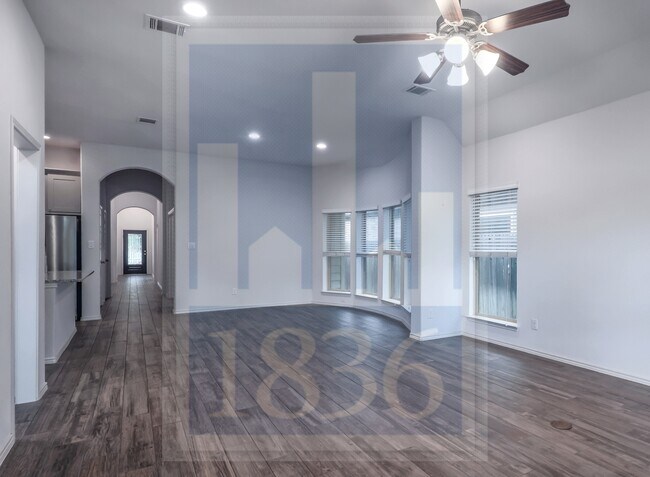 Building Photo - 308 Lacey Oak Lp