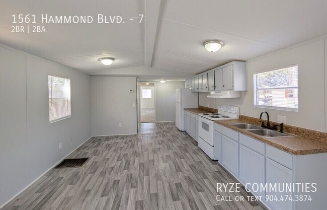 Building Photo - 1561 Hammond Blvd