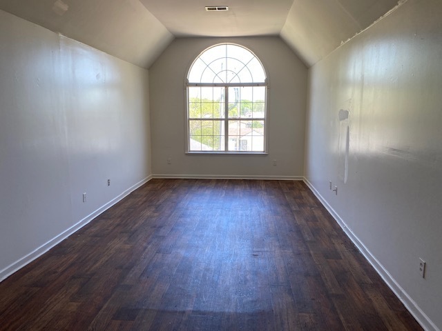 Primary Photo - Apartment #5