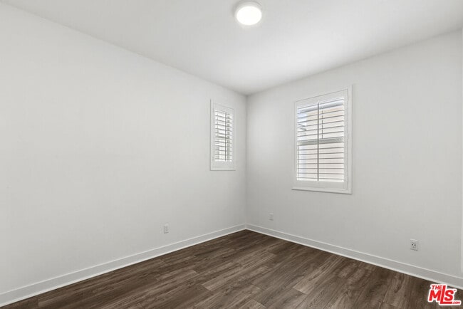 Building Photo - 12379 Primrose Ave