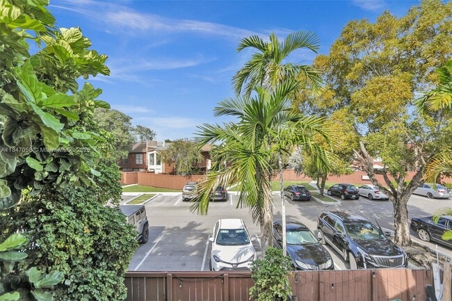 Building Photo - 7064 SW 114th Pl