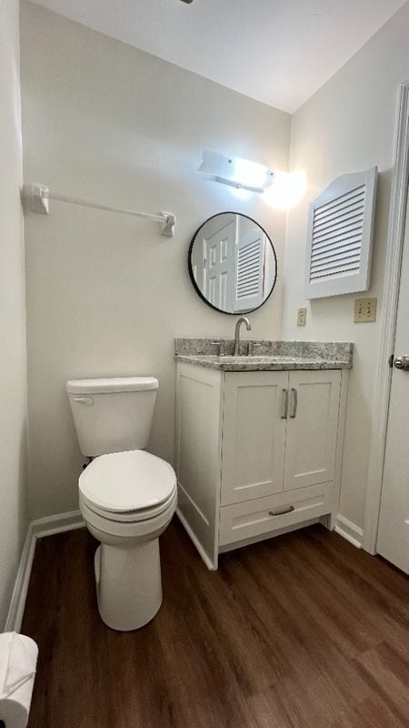 Building Photo - 818 Jamestown Ct