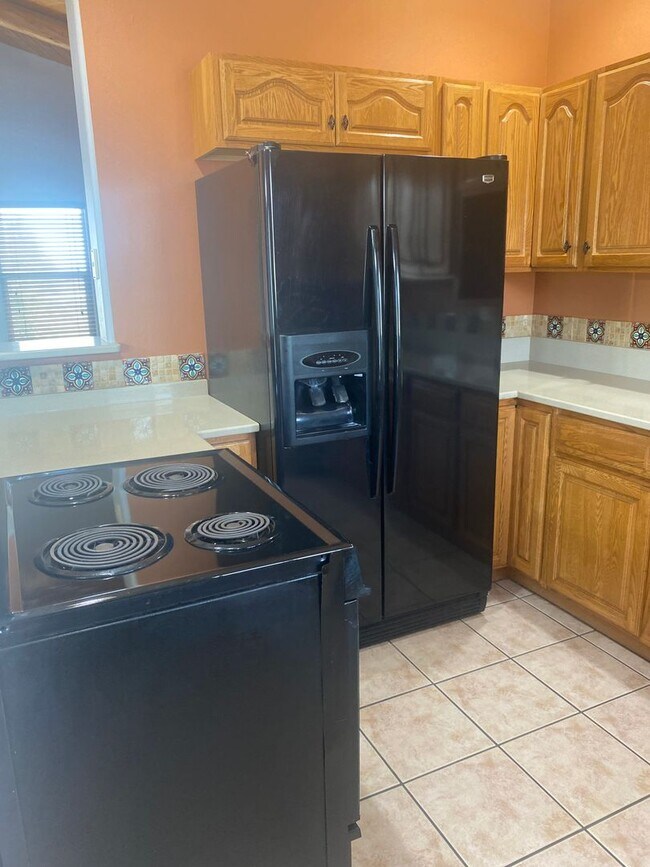 Building Photo - Beautiful home located in rio rancho