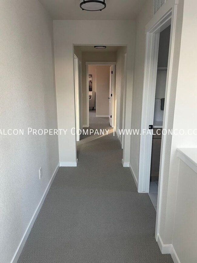 Building Photo - 8224 Harvey Logan Dr