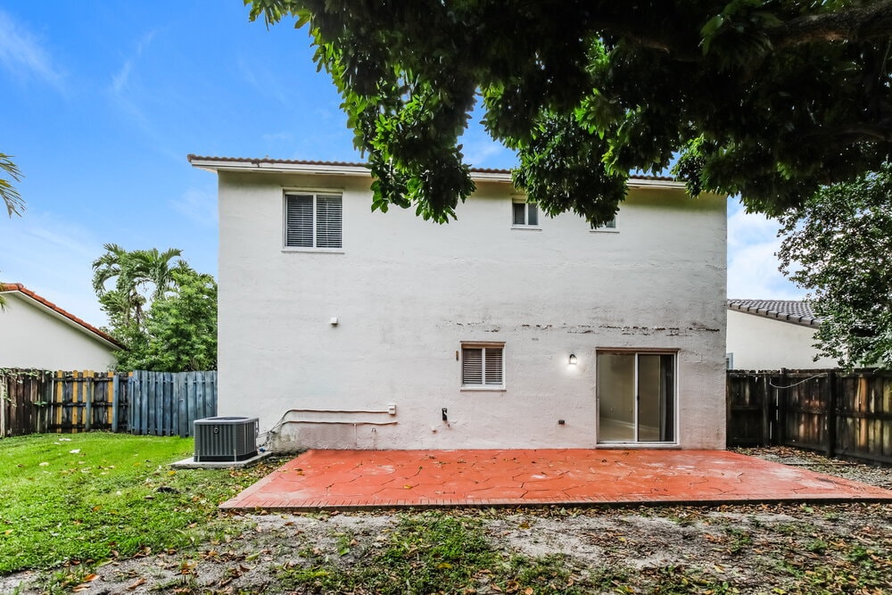 Building Photo - 18217 SW 154 Ct