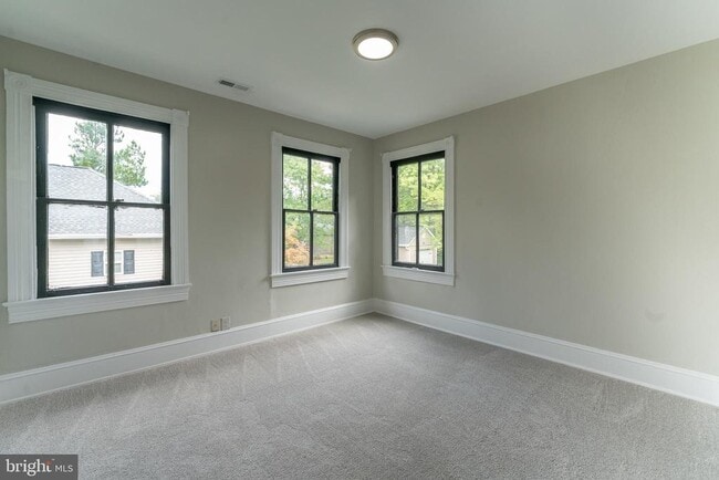 Building Photo - 45 Mattingly Ave