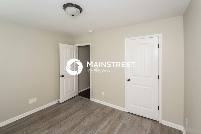 Building Photo - 530 Briar Ridge Cir