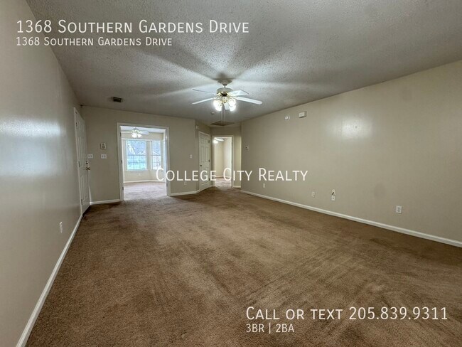 Building Photo - 1368 Southern Gardens Dr