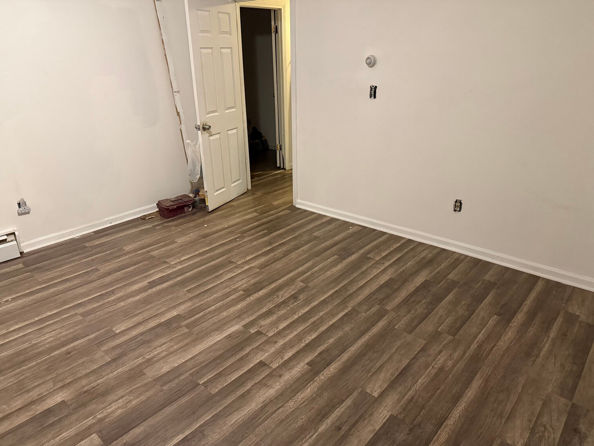 Building Photo - 13 S 1st St