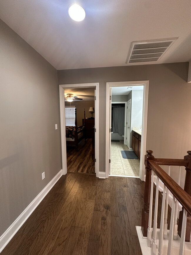 Building Photo - 2424 Calendula Rd