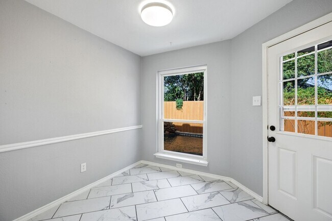 Building Photo - 128 Overbrook Dr
