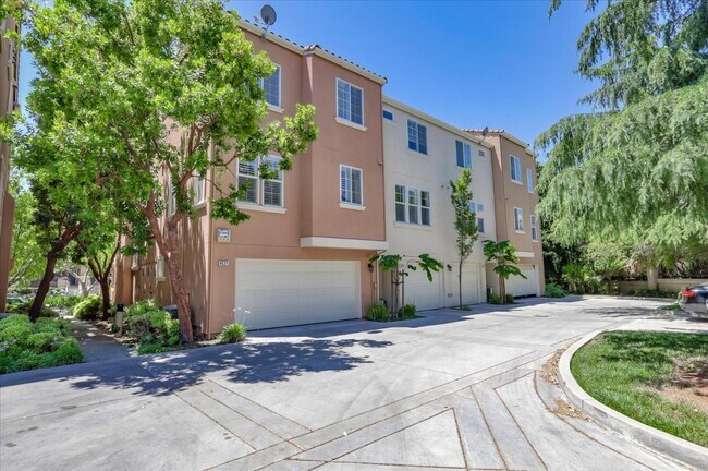 Exterior - Back - 4531 Lick Mill Blvd