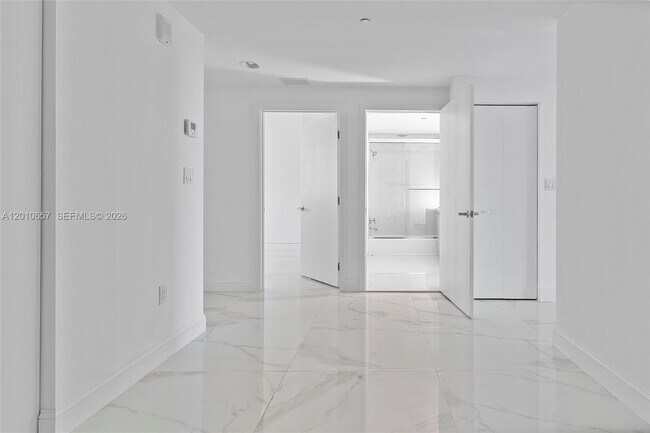 Building Photo - 16385 Biscayne Blvd