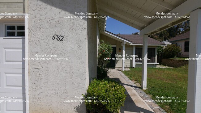 Building Photo - 6762 Alsacia St