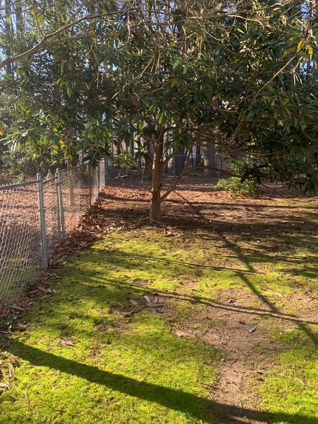 Building Photo - NORTH HILLS CHARMER--2 STORY--DOWNSTAIRS BEDROOM/OFFICE--FORMAL AREAS-LAUNDRY/MUD AREA-CARPORT